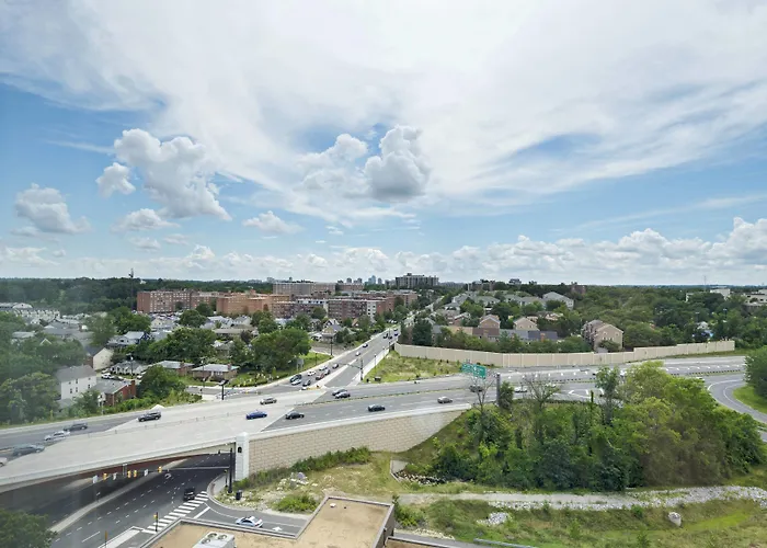 Sheraton Pentagon CityAirport Hotel